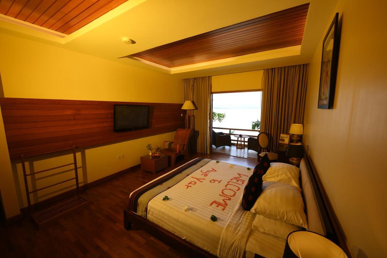 Aye Yar River View Resort Bagan Extérieur photo