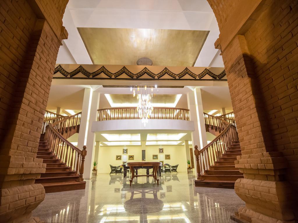 Aye Yar River View Resort Bagan Extérieur photo