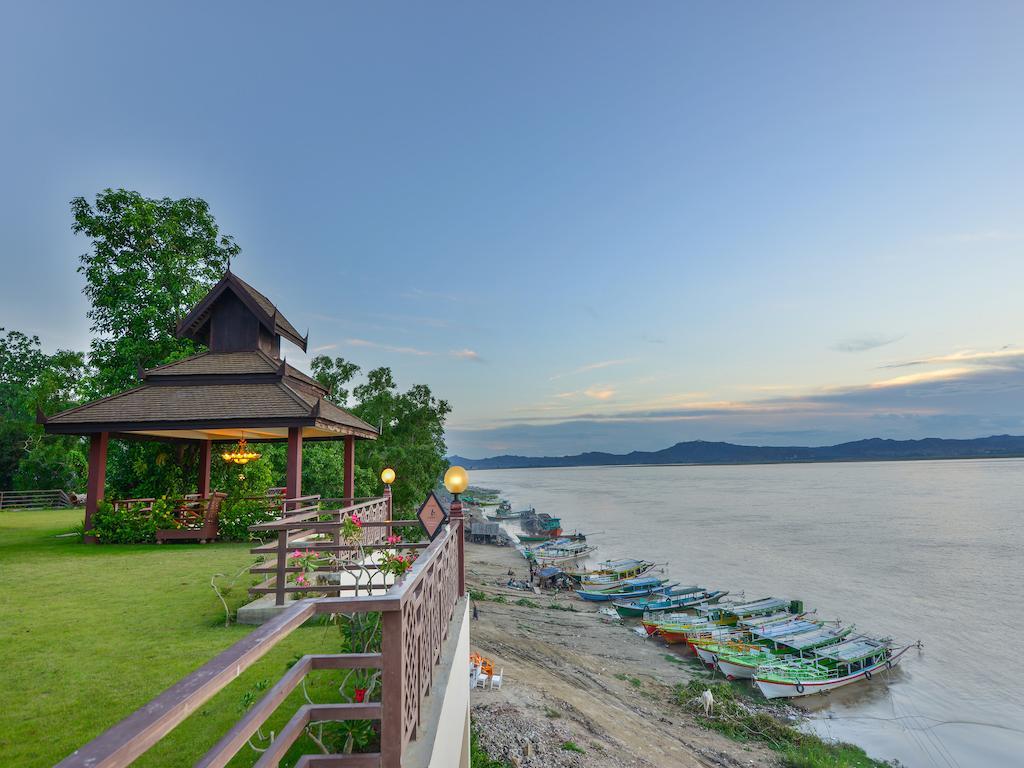 Aye Yar River View Resort Bagan Extérieur photo