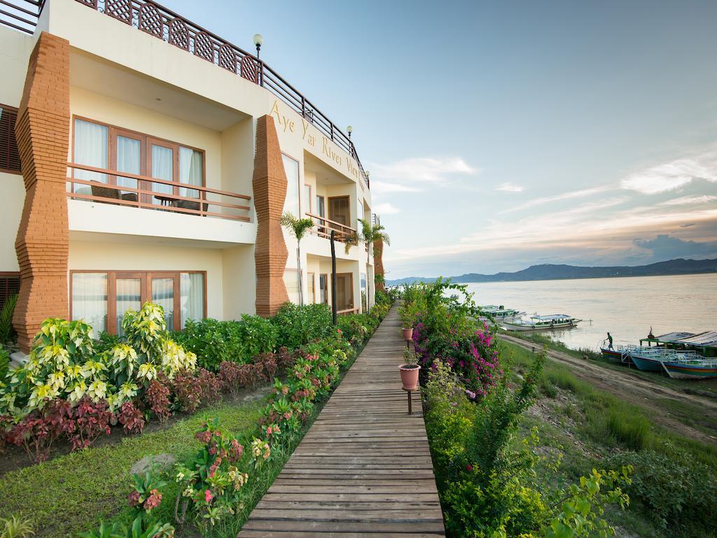 Aye Yar River View Resort Bagan Extérieur photo